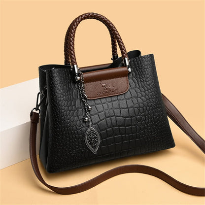 Bolso de cuero con correa ajustable para mujer – CLEA