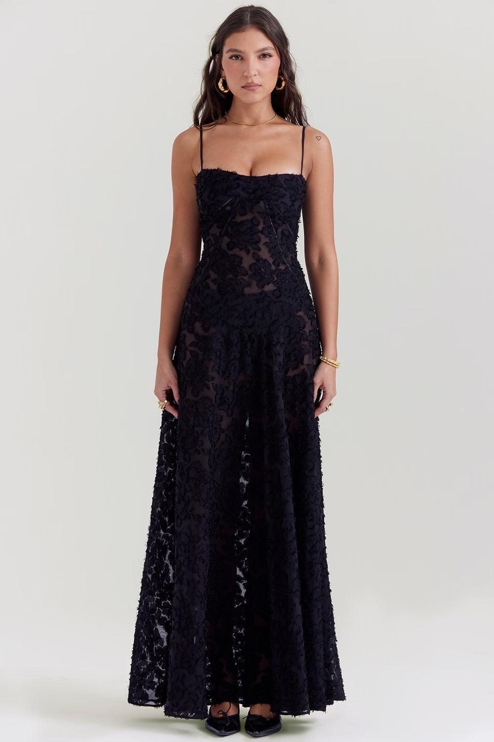 Maribel – Vestido largo de gala sin tirantes con bordado floral y línea A para mujer