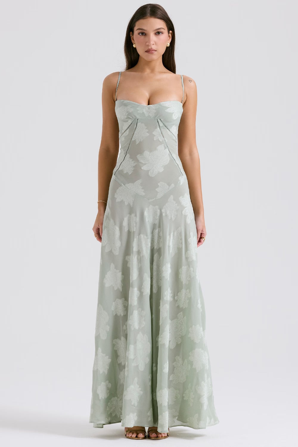 Maribel – Vestido largo de gala sin tirantes con bordado floral y línea A para mujer