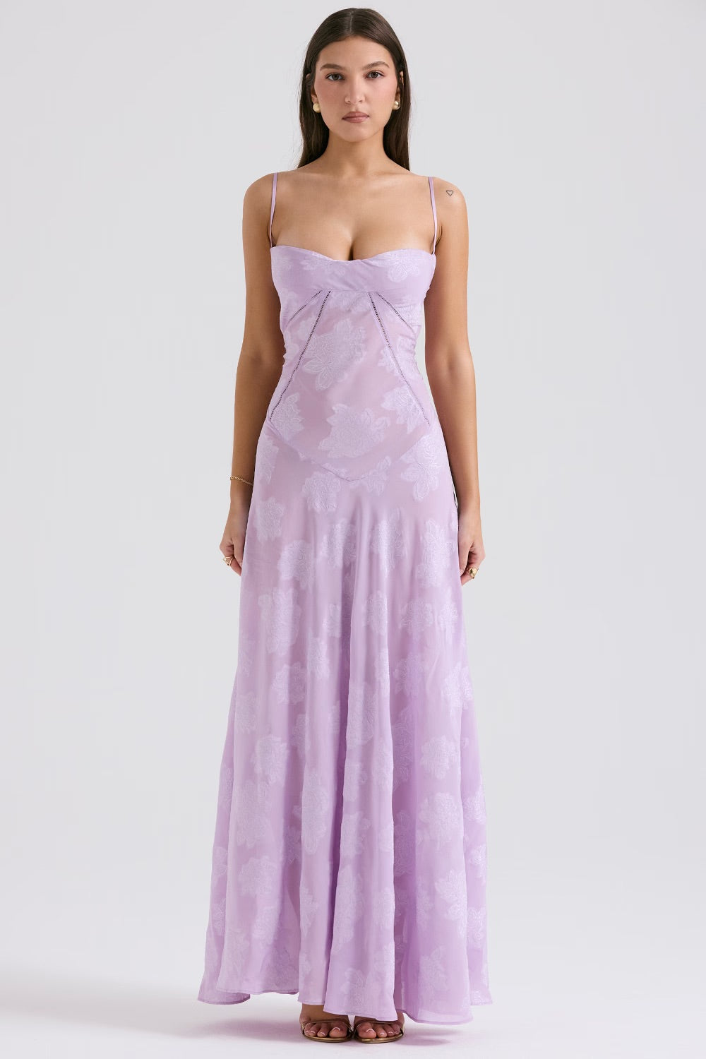 Maribel – Vestido largo de gala sin tirantes con bordado floral y línea A para mujer
