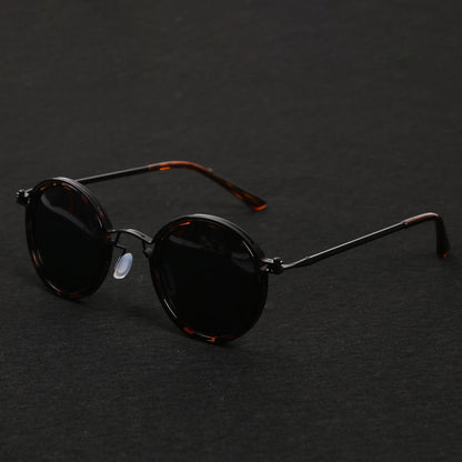 MATEO – Gafas de sol con montura redonda polarizada y varillas metálicas doradas