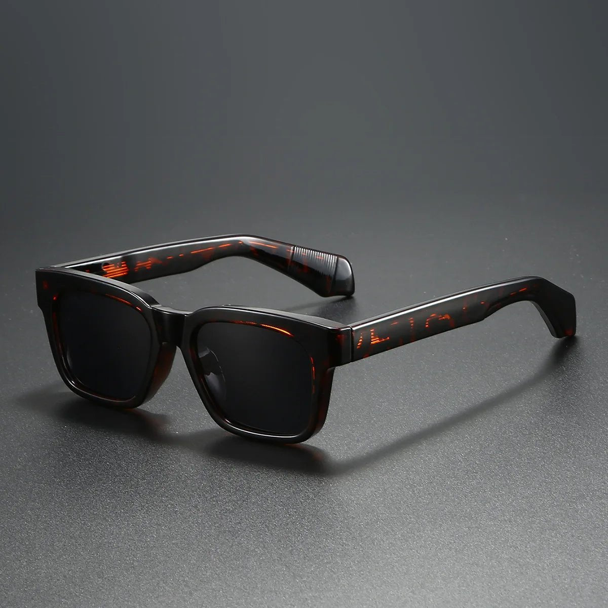 MATEO – Gafas de sol retro de montura gruesa cuadrada y lentes polarizados