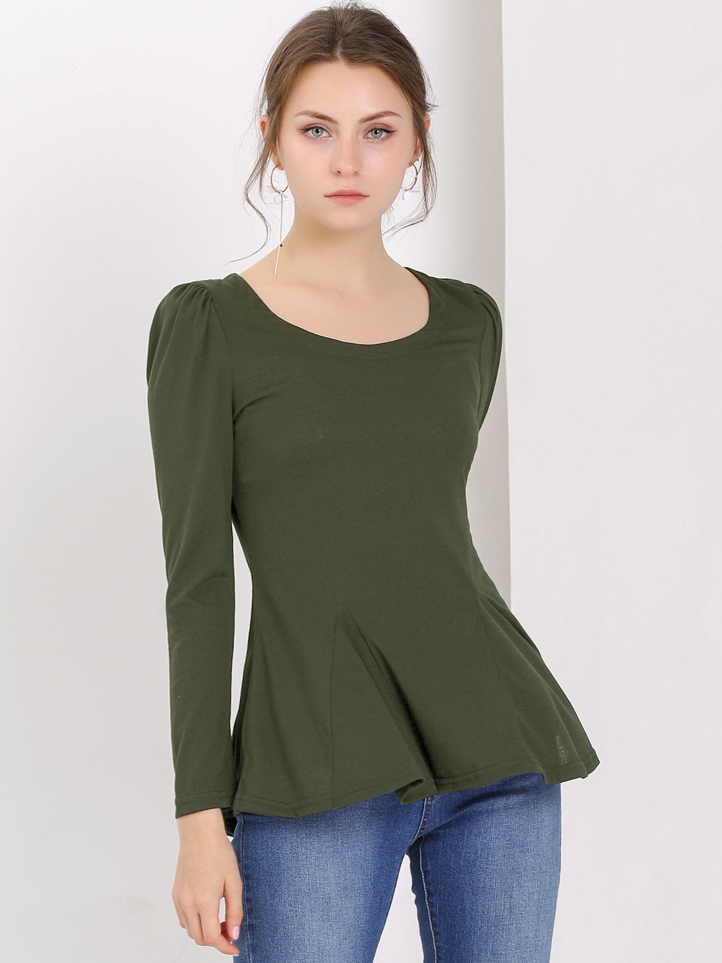 Camiseta básica de mujer con manga larga y cuello redondo – MILARA
