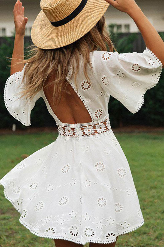 Luna – Vestido corto bohemio estilo Ibiza en color blanco para mujer