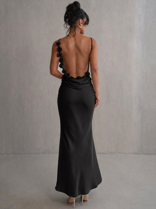 Sakura – Vestido maxi satinado con cuello cascada para mujer