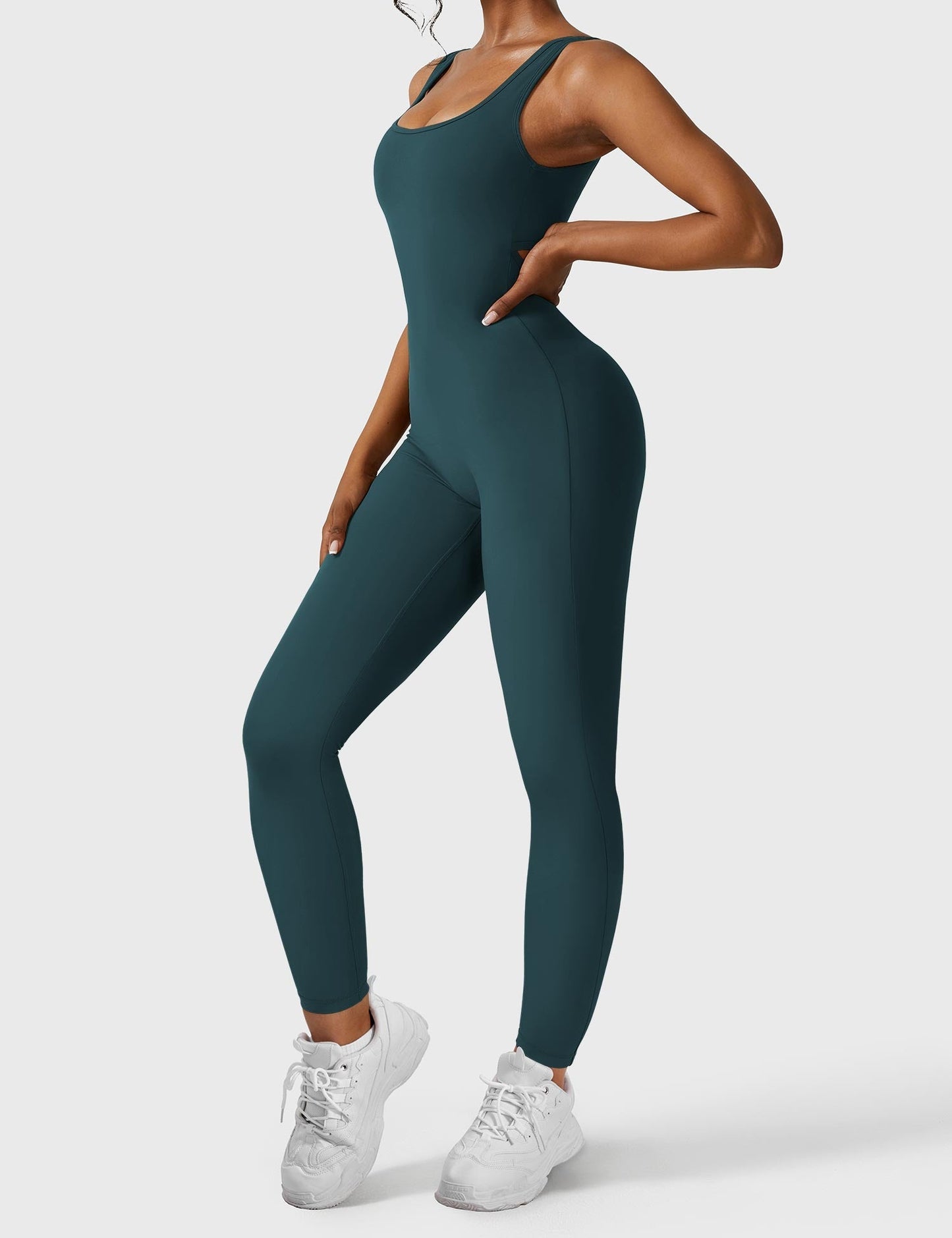 Elara – Mono elegante con espalda en V para mujer