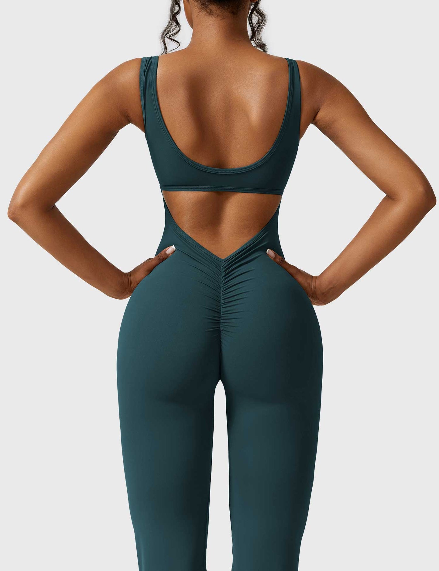 Elara – Mono elegante con espalda en V para mujer