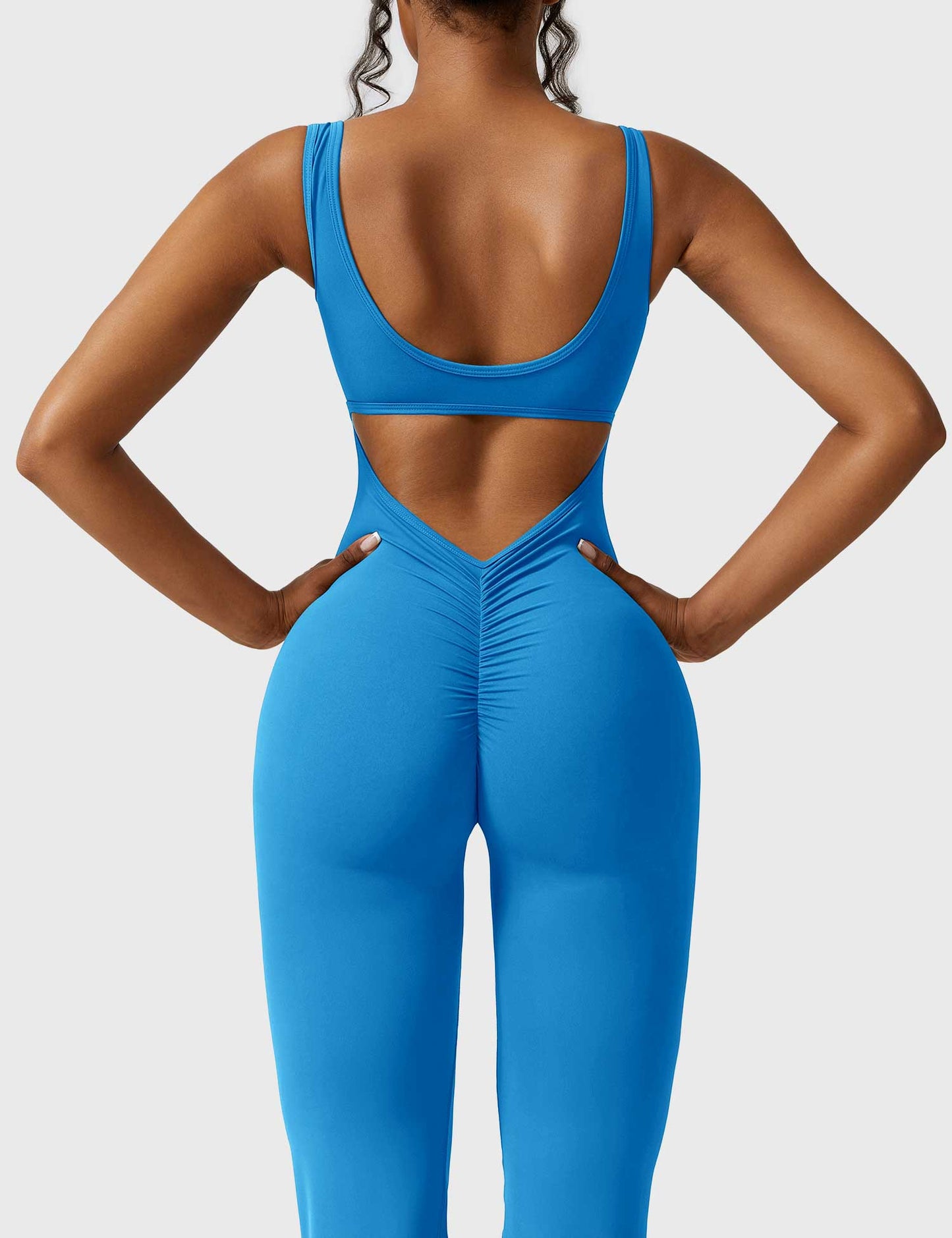 Elara – Mono elegante con espalda en V para mujer