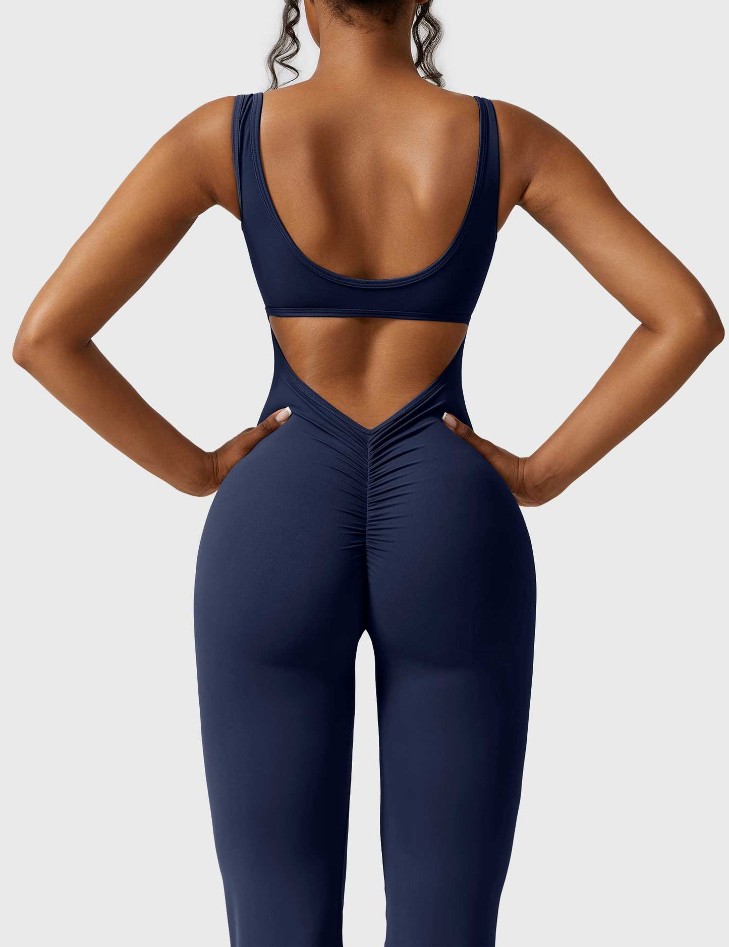 Elara – Mono elegante con espalda en V para mujer