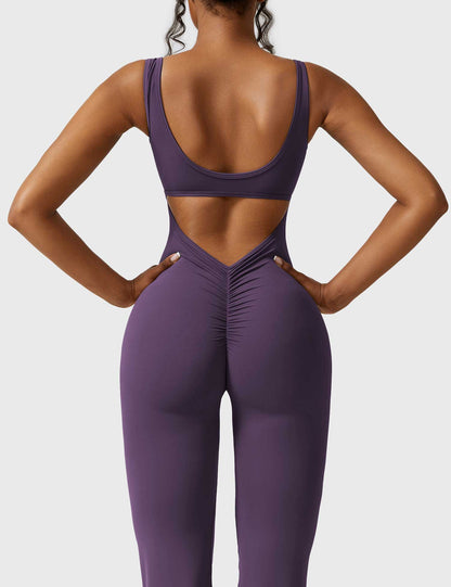 Elara – Mono elegante con espalda en V para mujer