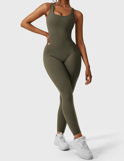 Elara – Mono elegante con espalda en V para mujer